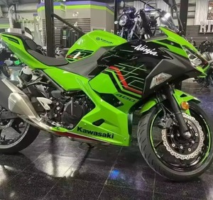 Moto sportive Kawasaki Ninja 400 de haute qualité 2023 - Product Image 2