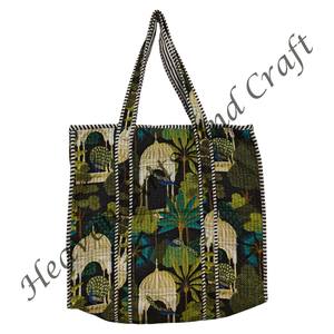 2025 Sac fourre-tout matelassé! Sac de plage indien fait à la main en pur coton pour femmes - Product Image 1