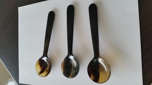 Ensemble de couverts en corne à conception personnalisée, outils, épandeur, meilleure vaisselle, conception de finition personnalisée disponible - Product Image 2
