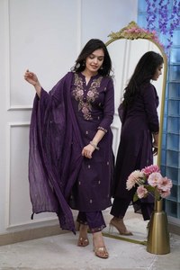 Nuevo Lanzamiento, Salwar Kameez Moderno Reversible Listo para Usar con Dupatta, Rayón Grueso para Todas las Temporadas - Product Image 5