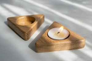 Porte-bougie en bois de qualité supérieure, fait à la main, décoration moderne - Nouveauté, support triangulaire pour bougie chauffe-plat et bougie pilier pour Noël - Product Image 3