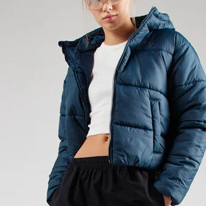 Chaqueta de invierno transpirable acolchada de punto para mujer de diseño único de la mejor calidad azul marino superventas a la moda sombrero desmontable de poliéster - Product Image 1