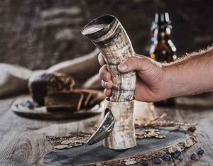 Auténtico Cuerno Vikingo Pulido de Alta Calidad para Beber Hidromiel, Cerveza, Eventos de Cosplay, Cuerno de Búfalo Hecho a Mano al Mejor Precio - Product Image 2