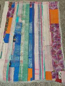 100% algodón hecho a mano Reversible Kantha cosido a mano sostenible Kantha tradicional Vintage hecho a mano Boho Chic Kantha - Product Image 4