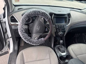 Voiture d'occasion de qualité et abordable, Hyundai Santa Fe 2018, conduite à gauche - Product Image 2