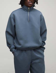 Survêtement technique personnalisé à col montant et demi-zip, respirant, pour hommes - Product Image 6