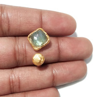 Anillo de Labradorita con Incrustaciones de Plata 925 Chapada en Oro, Engaste de Collet Hecho a Mano, Regalo de Lujo Certificado para Ella
