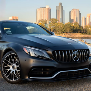 Mercedes-AMG C63 S Final Edition Coupé d'occasion haut de gamme 2023, environ 8 000 milles, V8 biturbo de 503 ch - Product Image 1