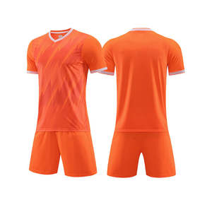 Maillots de football en gros directement de l'usine, séchage rapide, respirants, personnalisables, rouge et noir, avec motif étoile sur l'épaule - Product Image 2