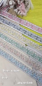 Les paillettes florales sur mesure fonctionnent avec des lacets brodés de six couleurs sur une largeur de 1.25 pouces pour les costumes de dames et la revente. - Product Image 6