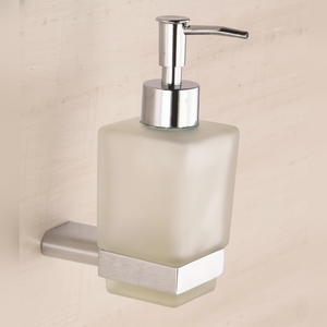 Distributeur de savon carré en verre dépoli avec pompe chromée, support mural, accessoire de salle de bain, vente en gros - Product Image 2