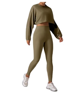 Ensemble de yoga pour femmes, haut court à manches courtes et leggings, 2 pièces, vêtements de sport pour la salle de sport et la remise en forme, 100% coton, écologique - Product Image 4