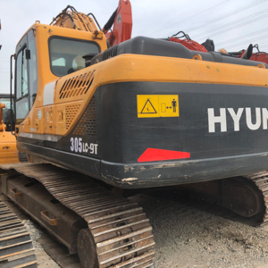 Pelle sur chenilles Hyundai 305LC-9T originale et d'occasion 31 tonnes Engins de terrassement Modèle 2023 Capacité du godet 1.4m 95% NOUVEAU Faible - Product Image 1