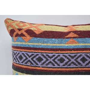 Oreiller en laine jaune traditionnel 16x24 pouces motif de feuilles vintage géométriques Accent tissé de luxe pour canapé Style de Noël - Product Image 2