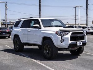 (W&T) TOYOTA 4RUNNER TRD PRO 4WD 2022 Usada, Transmisión Automática, 5 Asientos, Neumáticos R20 - Product Image 1