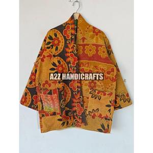 Chaqueta acolchada de punto de algodón con estampado Floral a mano, estilo bohemio Unisex, ropa de invierno de longitud corta, Kimono con detalle de botones - Product Image 2