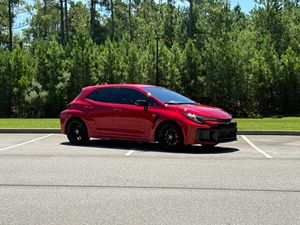 Toyota GR Corolla Core 2025, boîte manuelle à 6 vitesses, rouge supersonique, non modifiée - Product Image 5