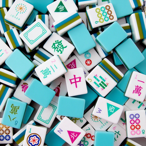 تصنيع المعدات الأصلية/ODM المصنوعة يدويا بلاط Mahjong الاكريليك Wastern Mah Jong مخصصة أربع طبقات لعبة Mahjongg البحيرة - Product Image 1