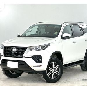FORTUNER 2.4L TURBO DIESEL 2024 EN EXCELLENT ÉTAT - Prêt à être expédié - Product Image 2