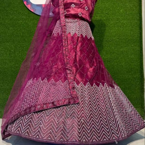 Lehenga Choli de red estilo nupcial moderno, largo hasta el suelo, para fiesta de verano, con falda de 3m, trabajo Butti, Dupatta de 2.5m y Choli bordado de 1.2m - Product Image 3