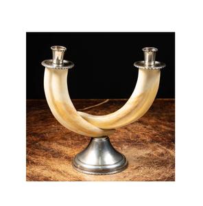 เชิงเทียนเขาควายดีไซน์สูงสุด2ชิ้นขาตั้งเหล็ก100% สีธรรมชาติโบราณเชิงเทียน & วัวฮอร์น - Product Image 1