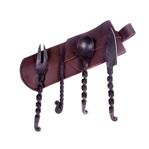 Juego único de cuchillos y cubiertos forjados, cuchillo Vikingo, juego Medieval, cuchillo de herrero, juego de cubiertos, forjado a mano medieval. - Product Image 3