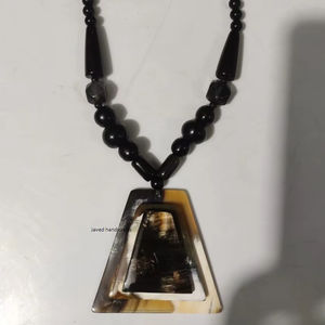 Collar de cuerno de Búfalo Blanco de tamaño personalizable Joyería de estilo animal de Faction Dejain - Product Image 1