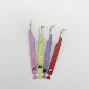 Pince à épiler en acier inoxydable durable Isolation de 90 mégas volumes Angle de 90 degrés Revêtement en poudre multiple Pointe argentée Fond de cœur - Product Image 5