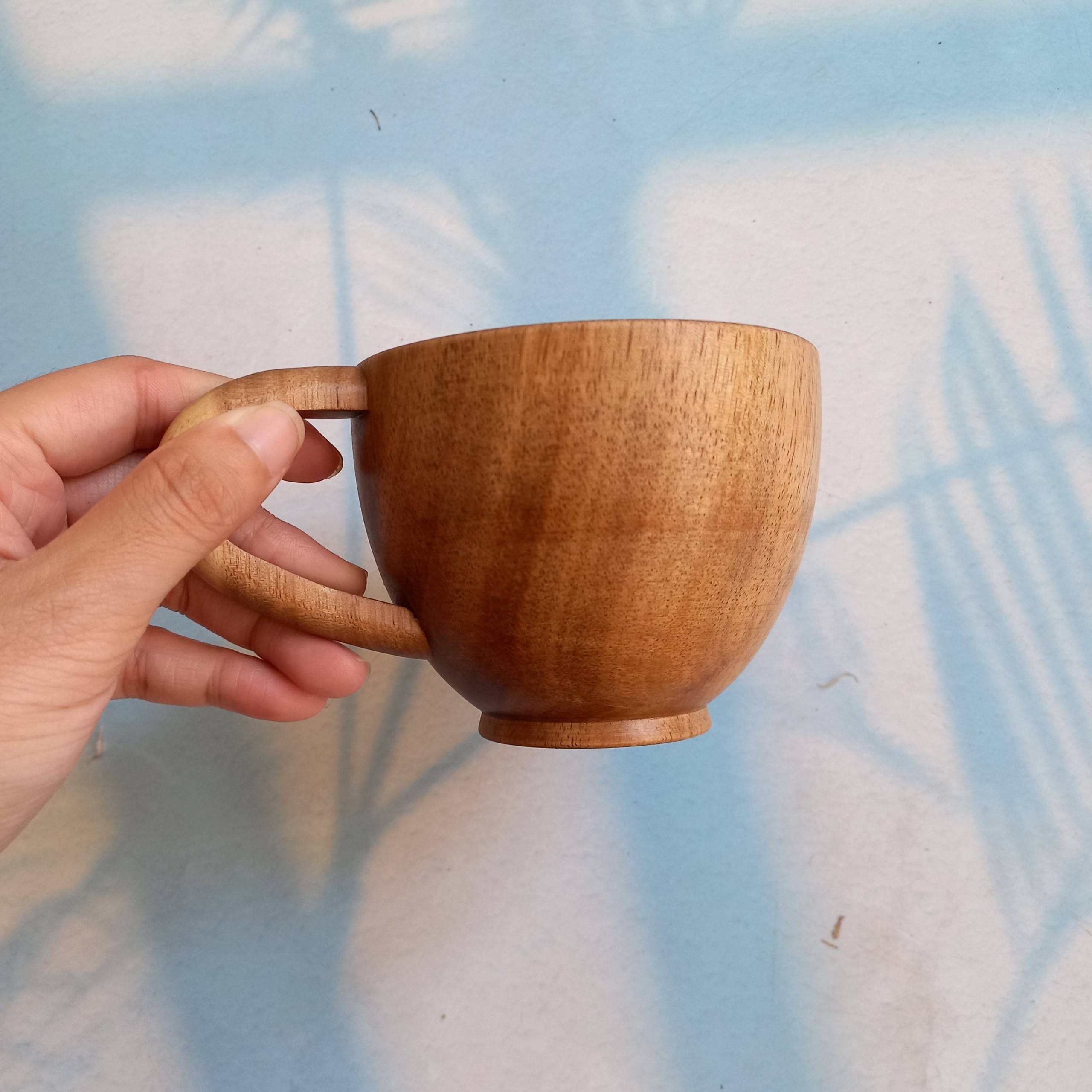 สีน้ำตาล