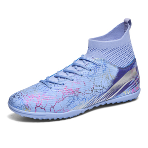 Scarpe da Calcio Indoor Professionali Unisex con Logo Personalizzato e Suola in Gomma - Product Image 1