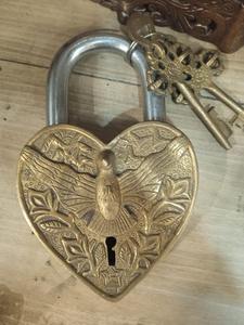 Heurtoir de porte en métal de conception esthétique moderne Or Antique fenêtres en métal poli Accessoires de portes Articles de serrure de porte modernes - Product Image 6