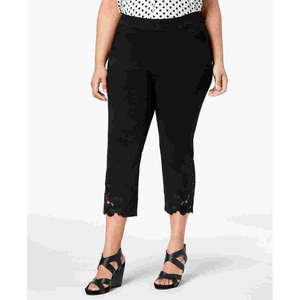 INC International Concepts Pantaloni corti da donna taglie forti con orlo in pizzo nero taglia 24W - Product Image 1