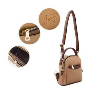 Bolso Freya de Piel Sintética Premium para Mujer, Diseño Sólido, Multifuncional, Convertible en Mochila y Bolso Bandolera, con Monedero Extraíble - Product Image 2