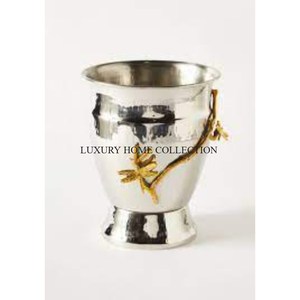 Hot-selling Decorative Metal Waste Bin with a Trendy Look and Durable Structure for Home or Commercial Interiors - Product Image 5