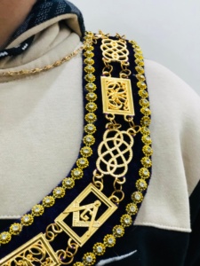 Tabliers maçonniques Regalia MARÉCHAL AVEC collier en chaîne MADE-HSE MAIN VELOURS VIOLET - Product Image 4