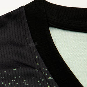 Uniforme de maillot de basket-ball en polyester respirant personnalisable avec logo BSCI vêtements de sport grande taille - Product Image 6