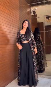 PARTY WEAR FANCY SHRUG CON CHINE SECUENCIA TRABAJO CHOLI - Product Image 3