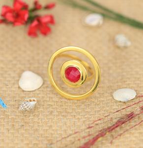 Anneaux de mariage faits à la main en argent sterling 925 plaqué or, sertis d'une pierre précieuse en calcédoine rose naturelle facettée de 8 mm - Product Image 5