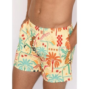 Short personnalisé pour maillot de bain pour homme avec bande élastique vêtements de plage pour garçon short de bain avec poches maillot de bain de haute qualité - Product Image 3