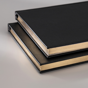 LABON Luxury Black Gold Foil Self Care Journal quotidien de bien-être pour les femmes 365 jours Santé mentale et planification de la pleine conscience - Product Image 2