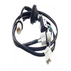 อุปกรณ์ตกแต่งภายในรถยนต์ ชุดเปิดฝากระโปรงท้ายแบบปุ่มคู่ MITOYO สำหรับ Juke ปี 2010-2017 - Product Image 1