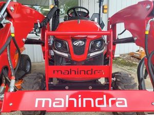 Tracteur-chargeur compact d'occasion Mahindra 1120 HST 4x4 24 CV – Composants essentiels : Pompe, Roulement, Moteur, Boîte de vitesses – Usage agricole - Product Image 4
