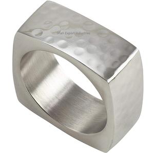 Rond de serviette moderne de luxe en métal martelé et argent pour la maison, mariage, table à manger, décor carré, porte-serviettes - Product Image 1