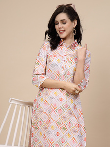 Femmes couleur blanche imprimé col cou genou longueur Polyester Kurta & Palazzo ensembles femmes Readymade vêtements ethniques ensembles en gros - Product Image 5