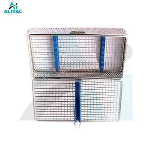 Alfombrilla de Silicona Manual para Microcestas Oftálmicas Fabricada en Pakistán por ALMAC, para una Mayor Seguridad en la Esterilización, Certificación CE, 1 Año de Garantía - Product Image 3