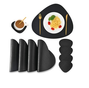 Napperons en cuir Napperon classique pour table à manger Décoration et accessoires pour restaurant Tapis en cuir et coussinets avec sous-verre - Product Image 1