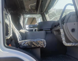 Véhicules d'occasion - Camion benne 12 roues, poids lourd, long-courrier, cabine haute, 6x4, moteur diesel automatique - Product Image 4