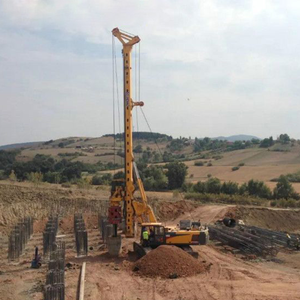 Machine de forage rotative hydraulique sur chenilles XR180D 180kN, très demandée - Product Image 3