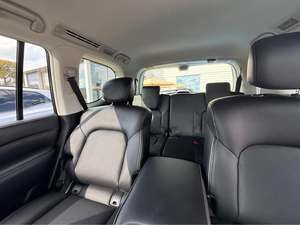 Infiniti QX80 LUXE 2020, Vehículo Utilitario Deportivo, Bien Cuidado y Limpio - Product Image 4