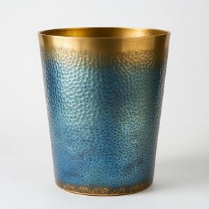 Couvercle de poubelle en acier galvanisé fonctionnel, conçu pour un stockage efficace des déchets, utilisation publique, offrant un design lisse et un nettoyage facile - Product Image 1